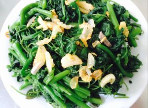 Hình của món Rau bí Xào tỏi.