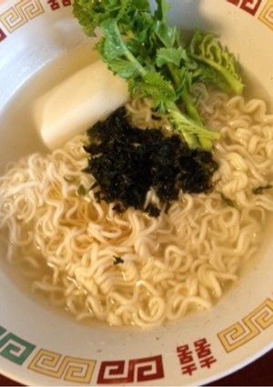 A picture of Easy Ramen Soup (Salt & Sesame Oil).