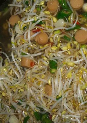 Foto resep Cah kecambah sosis 😉