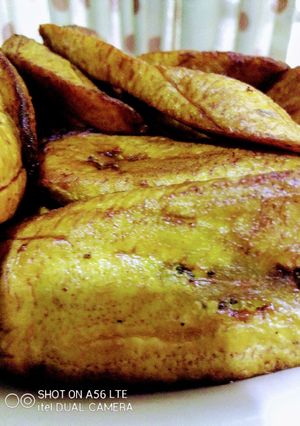 A picture of Unsalted Fried Plantain.
