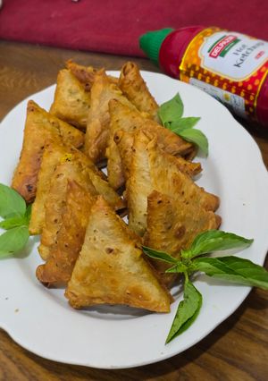 عکسی از دستور سمبوسه سیب‌زمینی