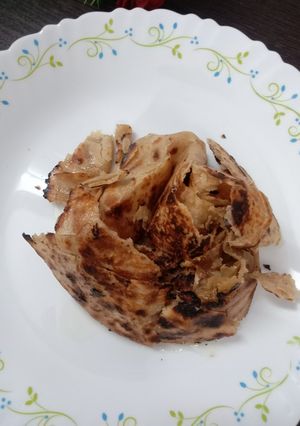 राजस्थानी क्रिप्सी फीना रोटी (Rajasthani crispy fina roti recipe in Hindi) रेसिपी मुख्य फोटो