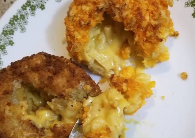 "Cheetos" Leftover Mac 'n' Cheese Lava Bombs