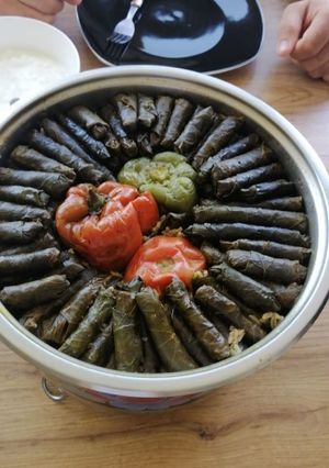 صورة لوصفة محشي ورق عنب وفليفلة