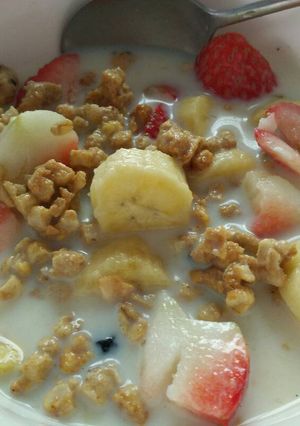 รูปของ อาหารเช้า กราโนล่าผลไม้รวม Granola mix fruits(330 แคลอรี่)