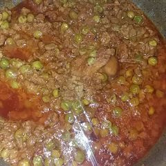 A picture of Qeema matar.