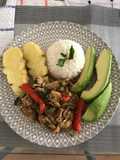 Al día siguiente: Pollo Saltado a lo Carmelita