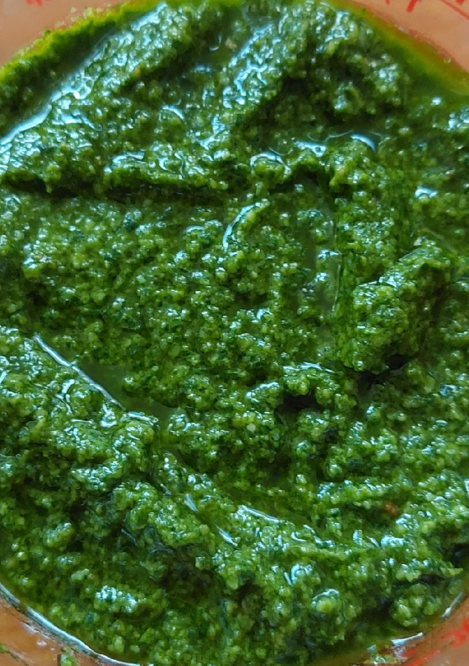 Una foto de Pesto de albahaca con pepitas de calabaza