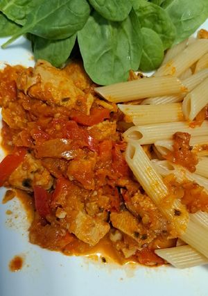 Paprikás "csirke" vegán recept fotója