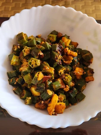 How To Make Aloo bhindi ki sabji which Delicious
