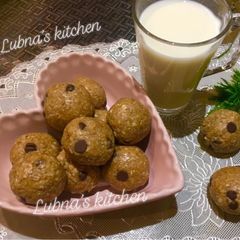 A picture of Rolled Oats Energy Balls:.