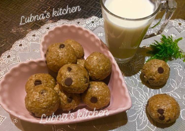 Recipe of Super Quick Homemade Rolled Oats Energy Balls: