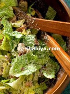 A picture of Diet Caesar Salad.