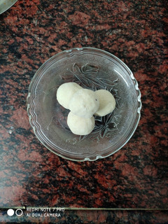 பொட்டுக்கடலை உருண்டை (Pottukadalai urundai recipe in tamil) செய்முறை முக்கிய புகைப்படம்