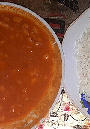 صورة لوصفة مرقة فاصوليا بيضاء