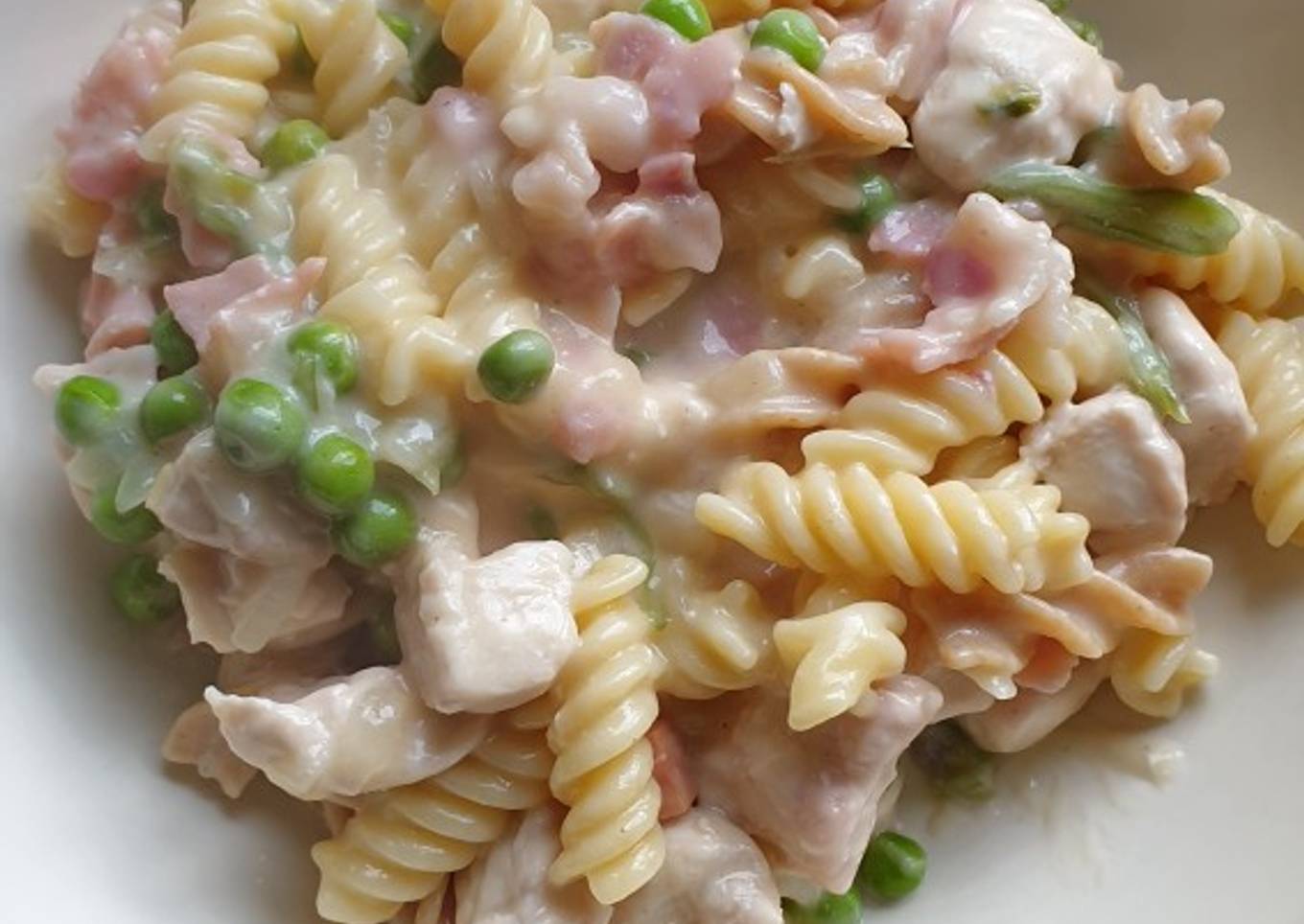 Chicken & Bacon, Pasta Carbonara