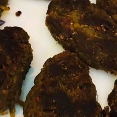 A picture of Mutton shami kabab.