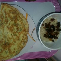 A picture of Healthy Breakfast: Omelette & Oat.