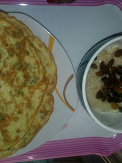 A picture of Healthy Breakfast: Omelette & Oat.
