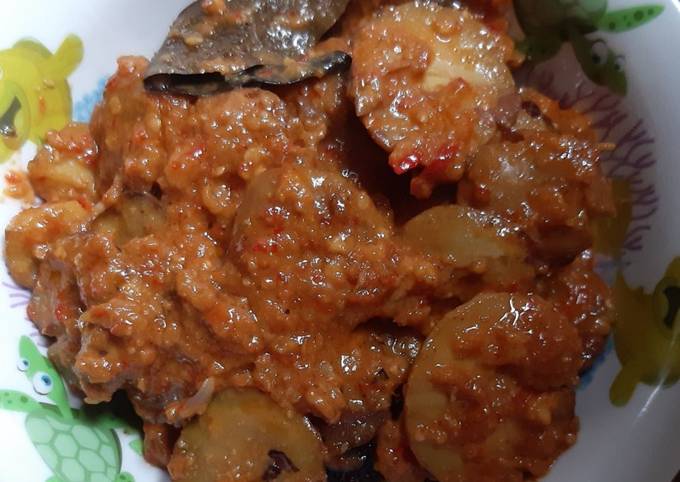 Semur Jengkol Pedas