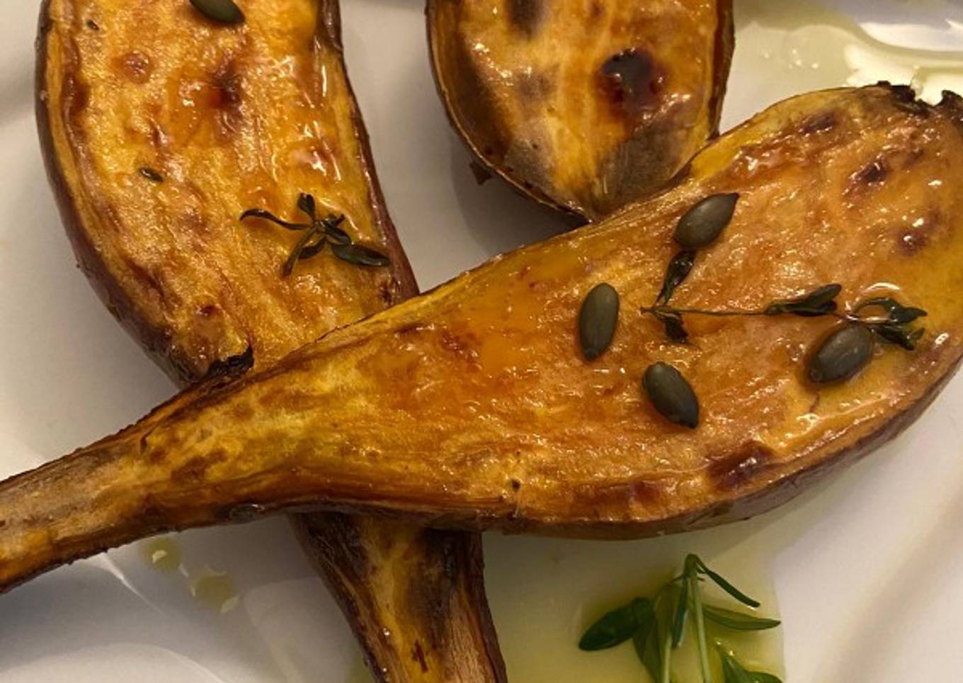 Patate douce au four. Sweet potatoes