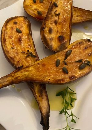 Une photo de Patate douce au four. Sweet potatoes
