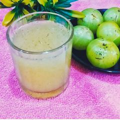 A picture of Amla Juice /Gooseberry Juice.