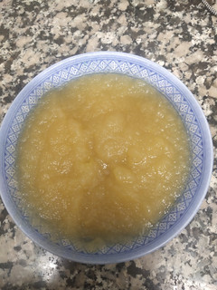 Una foto de Puré de manzana y canela