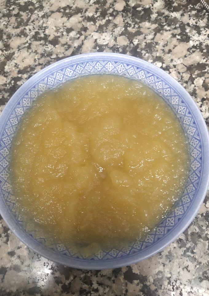 Una foto de Puré de manzana y canela