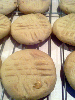 A picture of Giant Peanut Butter Chocolate Chip Cookies.