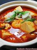 แกงกิมจิ (김치찌개) 