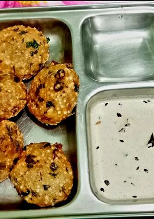 A picture of Sabudana Vada.