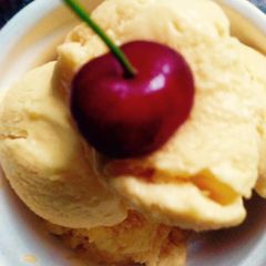 A picture of Mango Ice Cream.