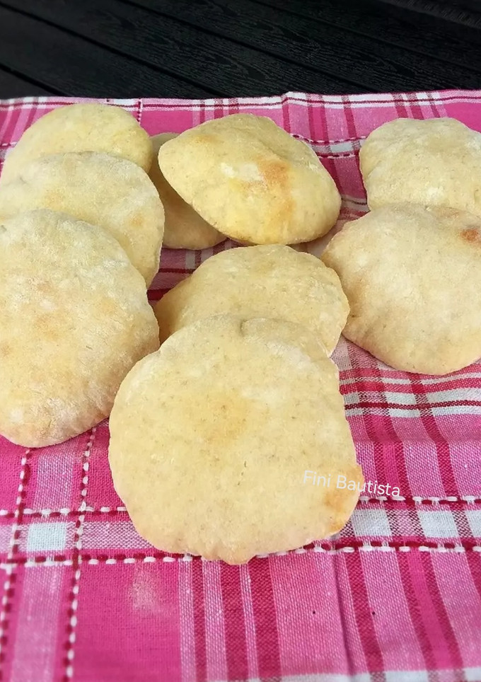 Una foto de Mini panecillos de pan de pita