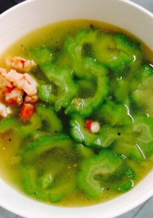 Hình của món Canh khổ qua tôm bằm.