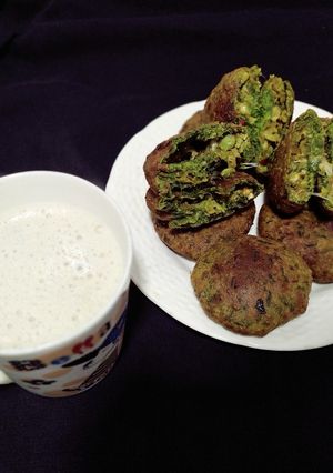પાલક લીલવા ચીઝ કચોરી રેસીપી મુખ્ય ફોટો