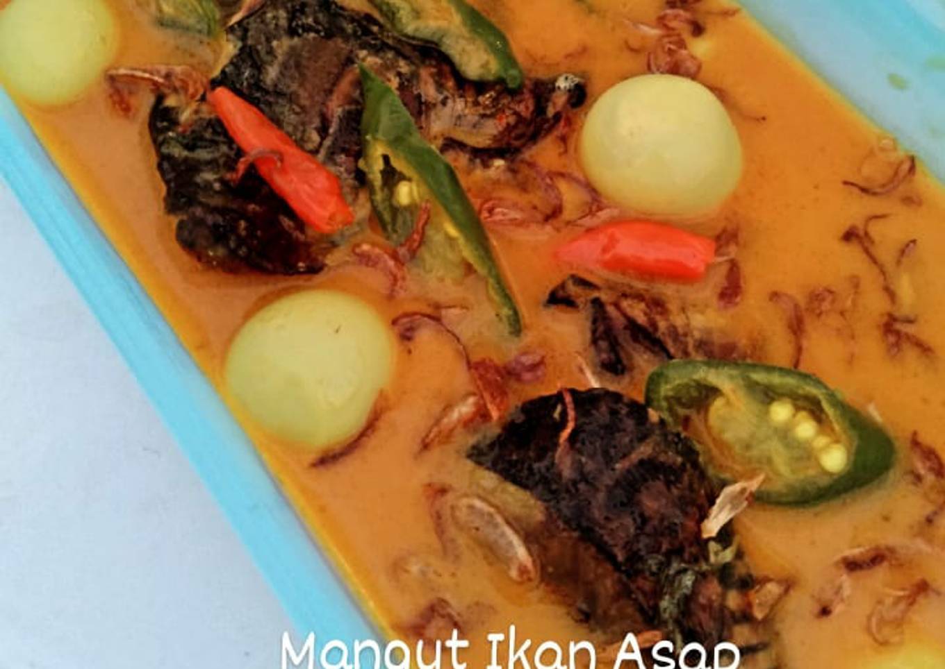 Mangut ikan asap + telur puyuh