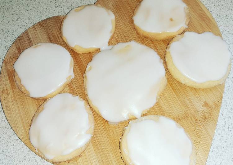 Iced Biscuits
