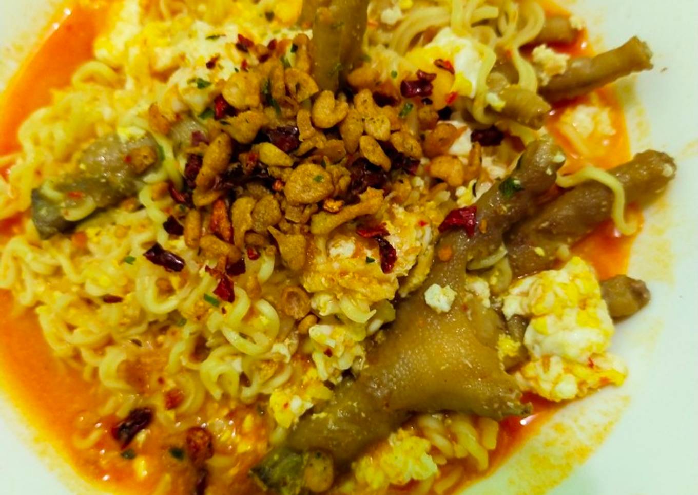 Mie goreng becek (ceker)