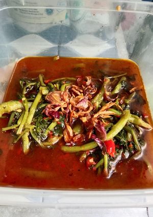 Foto resep Tumis bumbu merah sayur parit /selada air terfavorite bikin nambah nasi😋😋