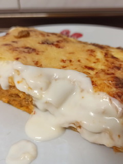 Una foto de Lasaña de carne y bechamel