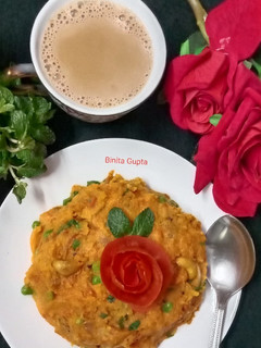 टोमाटो उपमा(tomato upma recipe in hindi) रेसिपी मुख्य फोटो