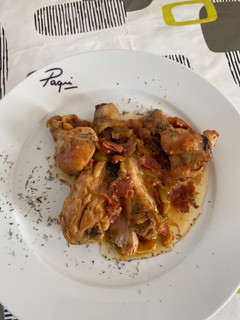 Una foto de Pollo al chilindrón