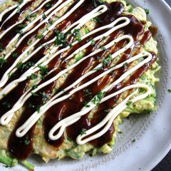 A picture of Broccoli & Prawns Okonomiyaki.