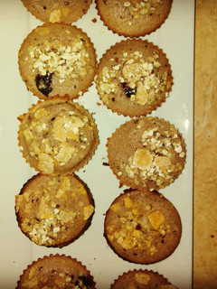 Una foto de Muffin de arándanos y granola