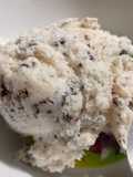 Helado de stracciatella en heladera