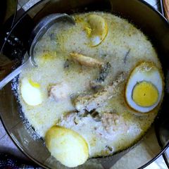 White Chicken & Egg Curry A picture of White Chicken & Egg Curry.