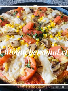 Una foto de Pizza con base de coliflor