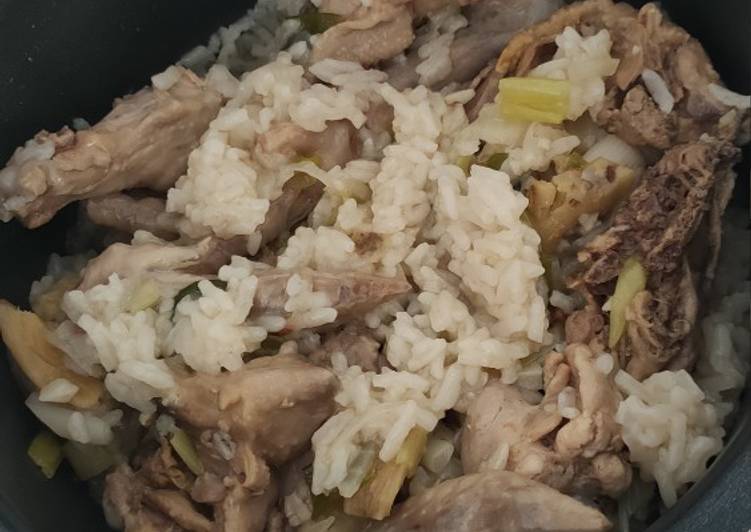 Resep Nasi Ayam Hainan ala ricecooker yang Lezat