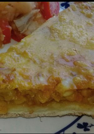 Una foto de Tarta de choclo, pollo y verduritas a gusto